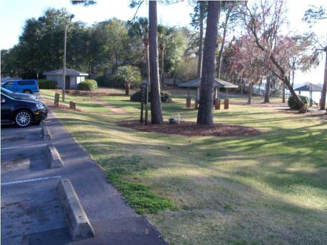 METES & BOUNDS - Residential Lease
