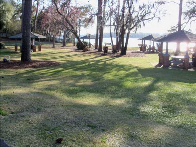 METES & BOUNDS - Residential Lease