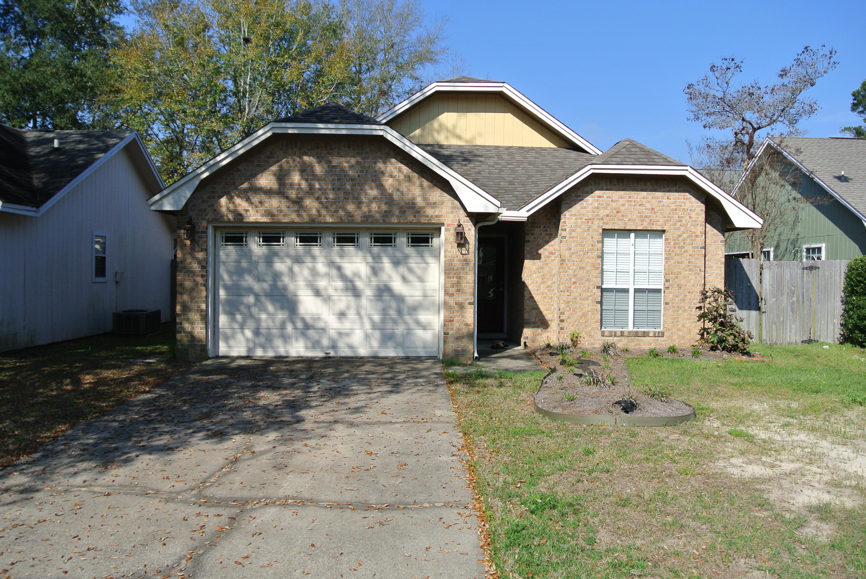 AVAILABLE JUNE 7, 2019!!! Great 3 bed 2 bath in a quiet subdivision in the Bluewater Bay Area. Home offers an open concept floor plan, with a split bedroom design. Extensive tile throughout home for low maintenance. This quaint home boasts two patios, with one between the two guest bedrooms, this is an ideal set up for your family. Don't miss out on this one because it won't last. Sorry, NO PETS (strict), and no indoor smoking.