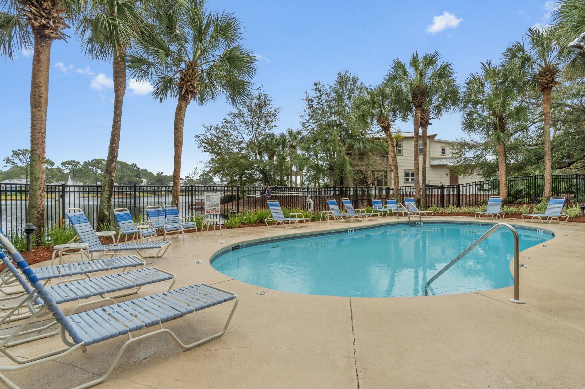 CRYSTAL LAKE PHASE I - Residential