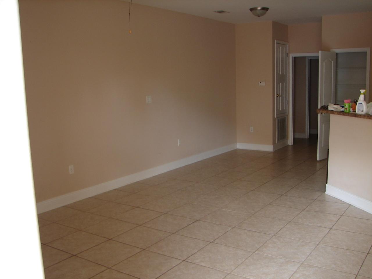 GRAND OAK PLACE - Residential Lease
