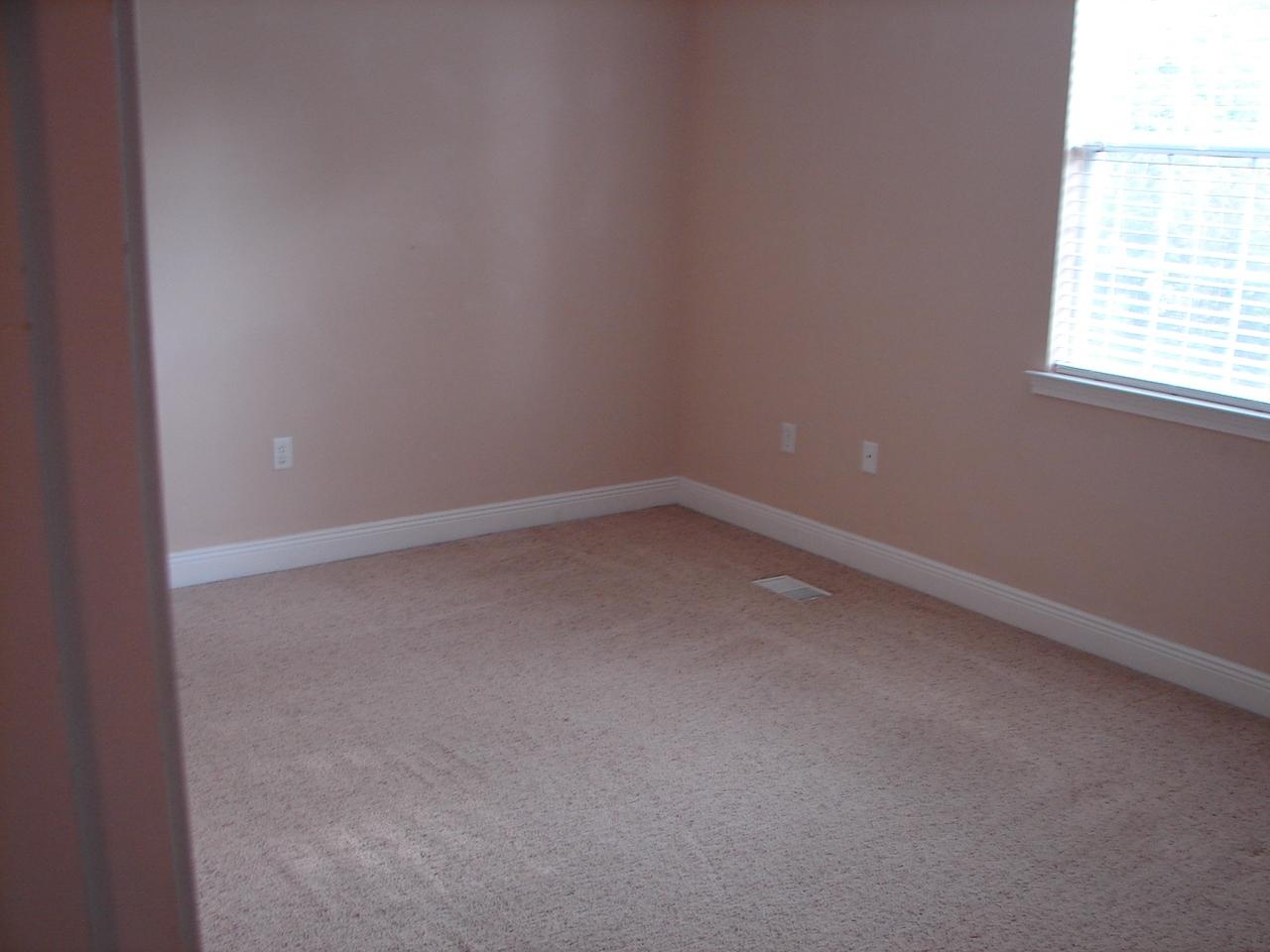 GRAND OAK PLACE - Residential Lease
