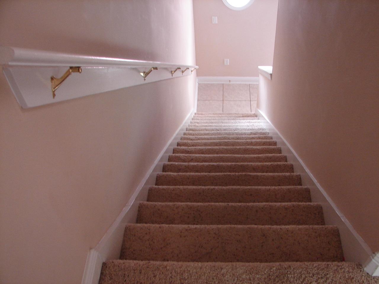 GRAND OAK PLACE - Residential Lease