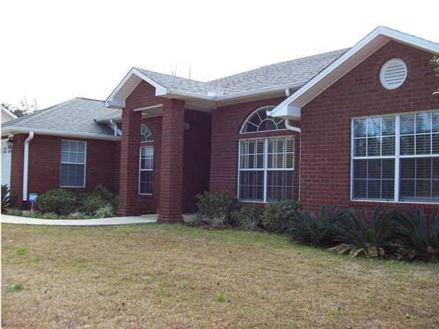 FOXWOOD ESTATES 2 - Residential Lease
