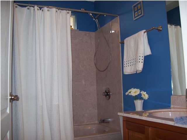 FOXWOOD ESTATES 2 - Residential Lease