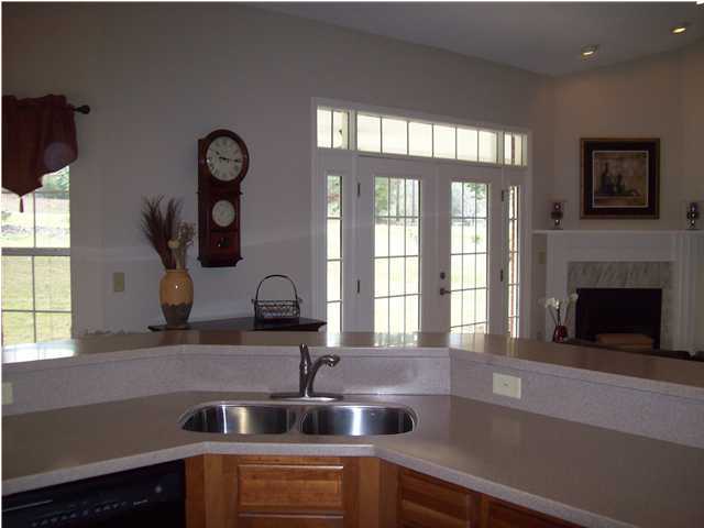 FOXWOOD ESTATES 2 - Residential Lease