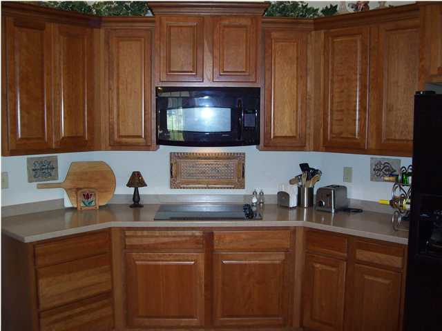 FOXWOOD ESTATES 2 - Residential Lease