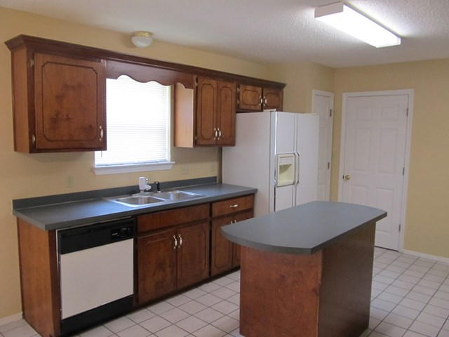 BLUEWATER BAY VILLAGE 1A - Residential Lease