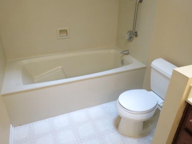 BLUEWATER BAY VILLAGE 1A - Residential Lease