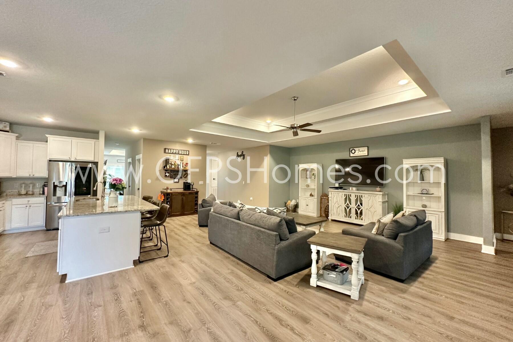 HILLWOOD ESTATES - Residential Lease