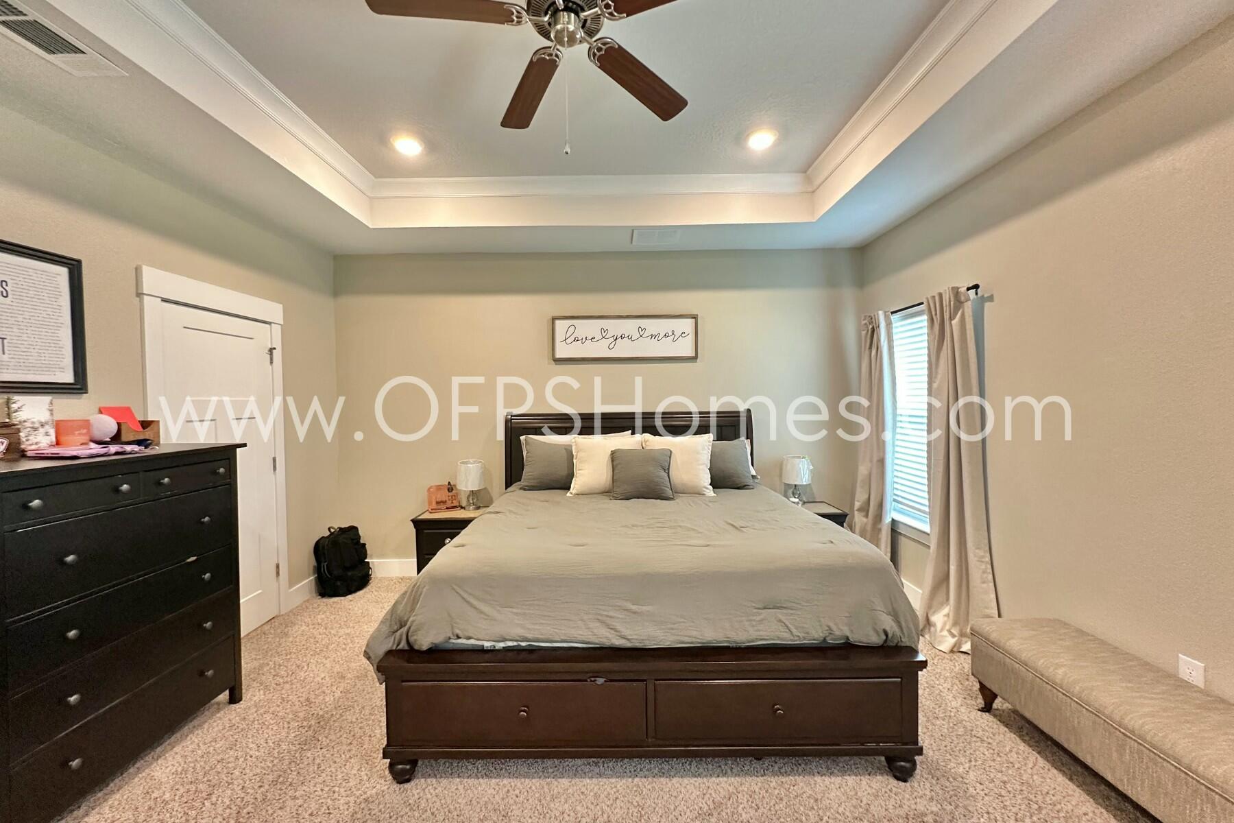 HILLWOOD ESTATES - Residential Lease