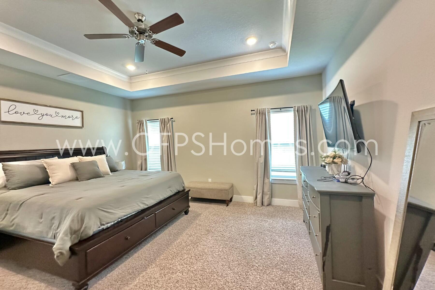 HILLWOOD ESTATES - Residential Lease