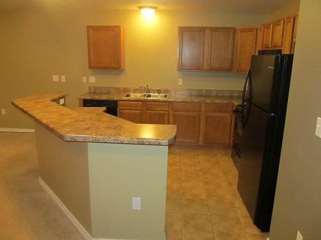 KING'S PORT TOWNHOMES - Residential Lease