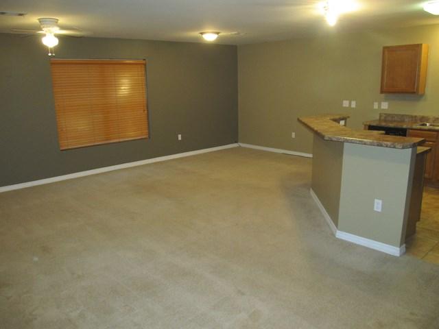 KING'S PORT TOWNHOMES - Residential Lease