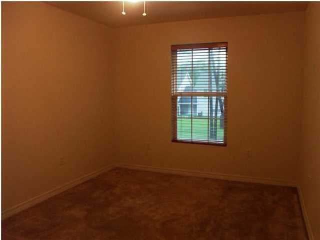 KING'S PORT TOWNHOMES - Residential Lease