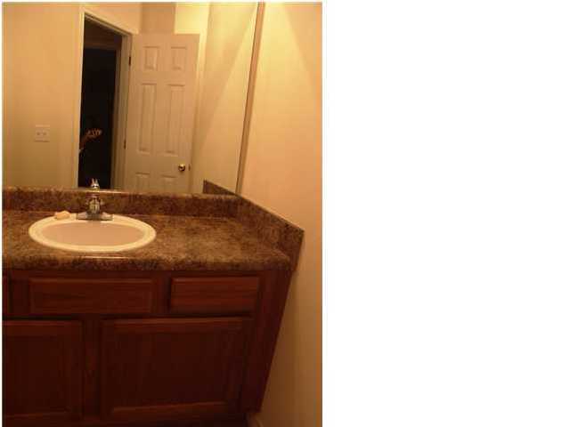 KING'S PORT TOWNHOMES - Residential Lease