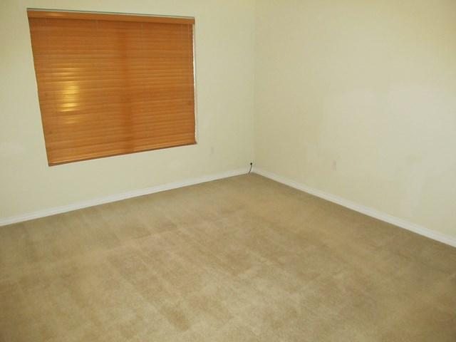 KING'S PORT TOWNHOMES - Residential Lease
