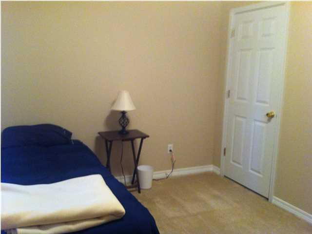 NORTHVIEW ESTATES 5TH ADDN - Residential Lease