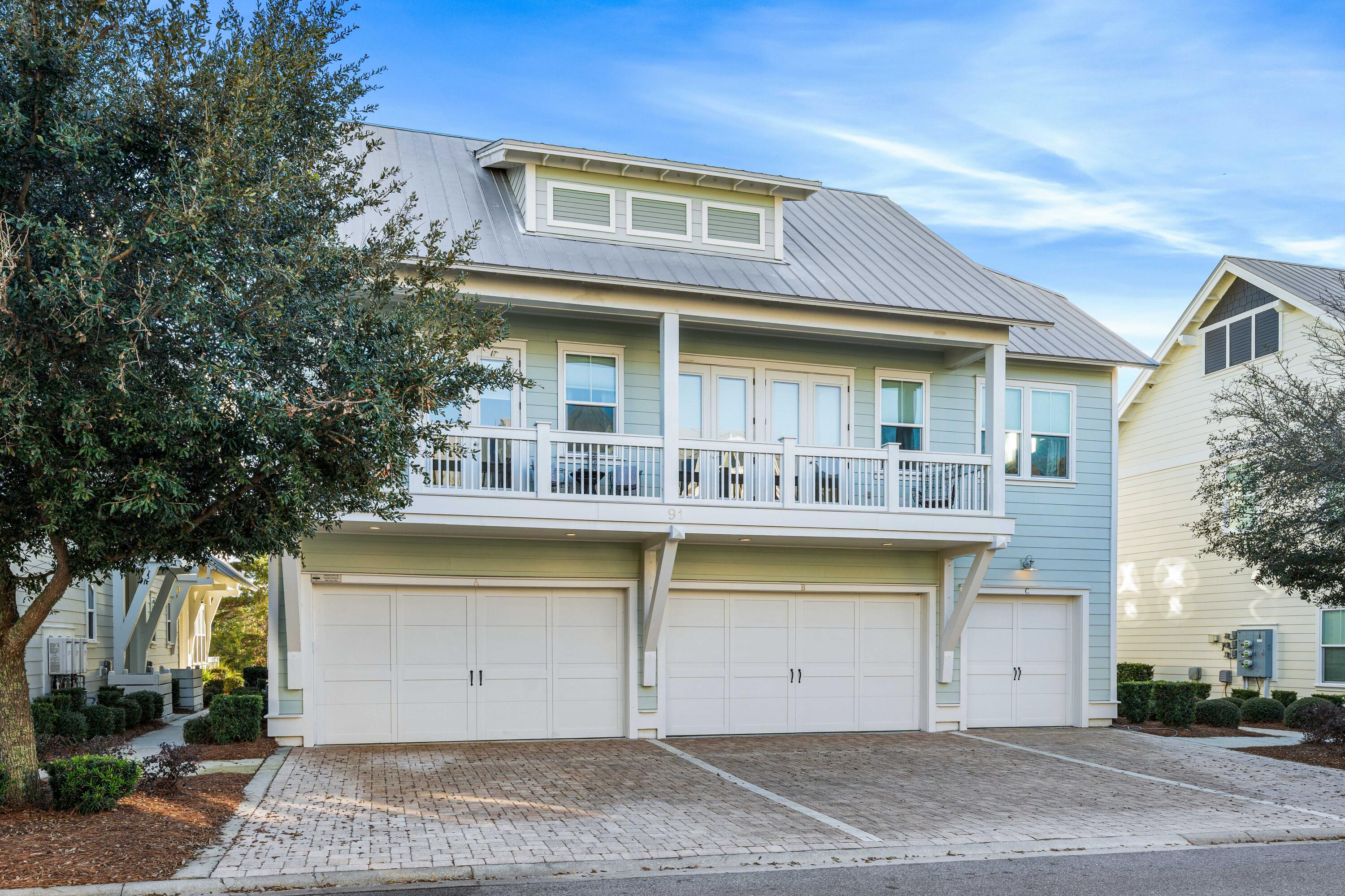 PROMINENCE - Residential