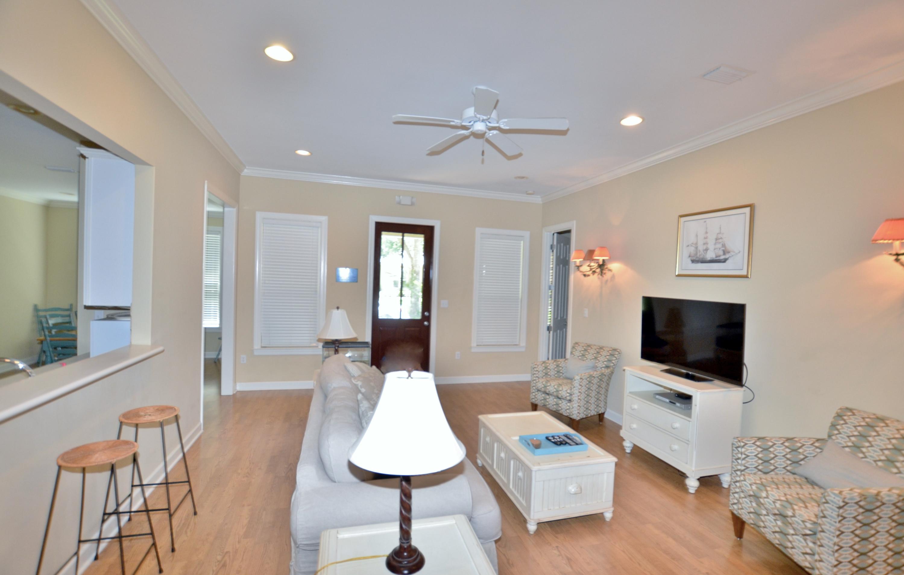 CRYSTAL LAKE AT SANDESTIN - Residential Lease