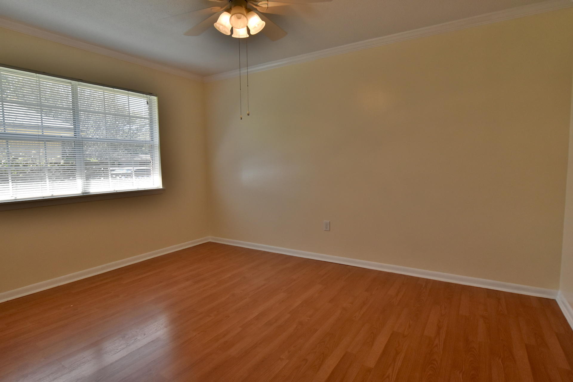 KENWOOD S/D 2ND ADDN - Residential Lease