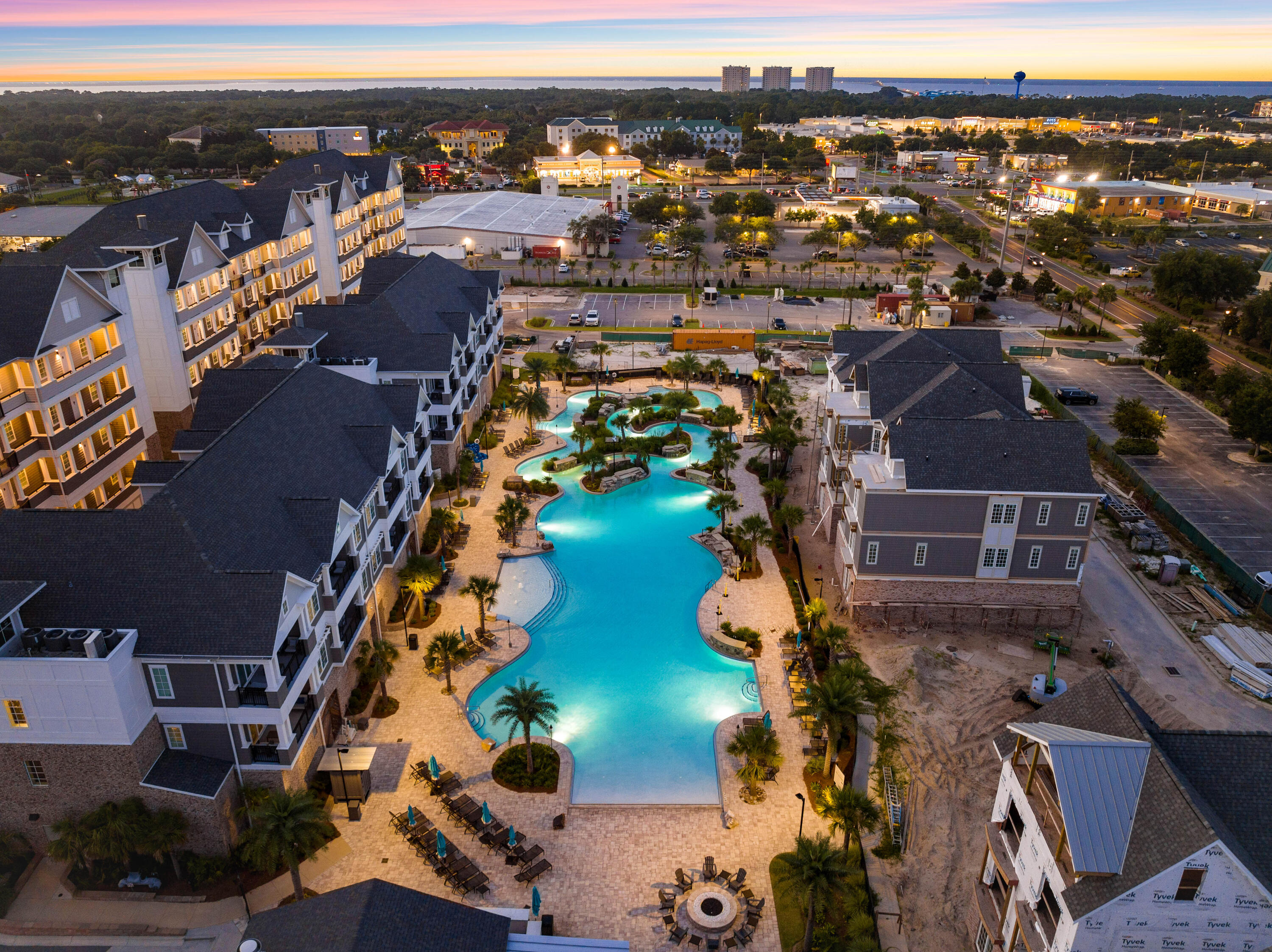 Parkside at the Henderson - Residential