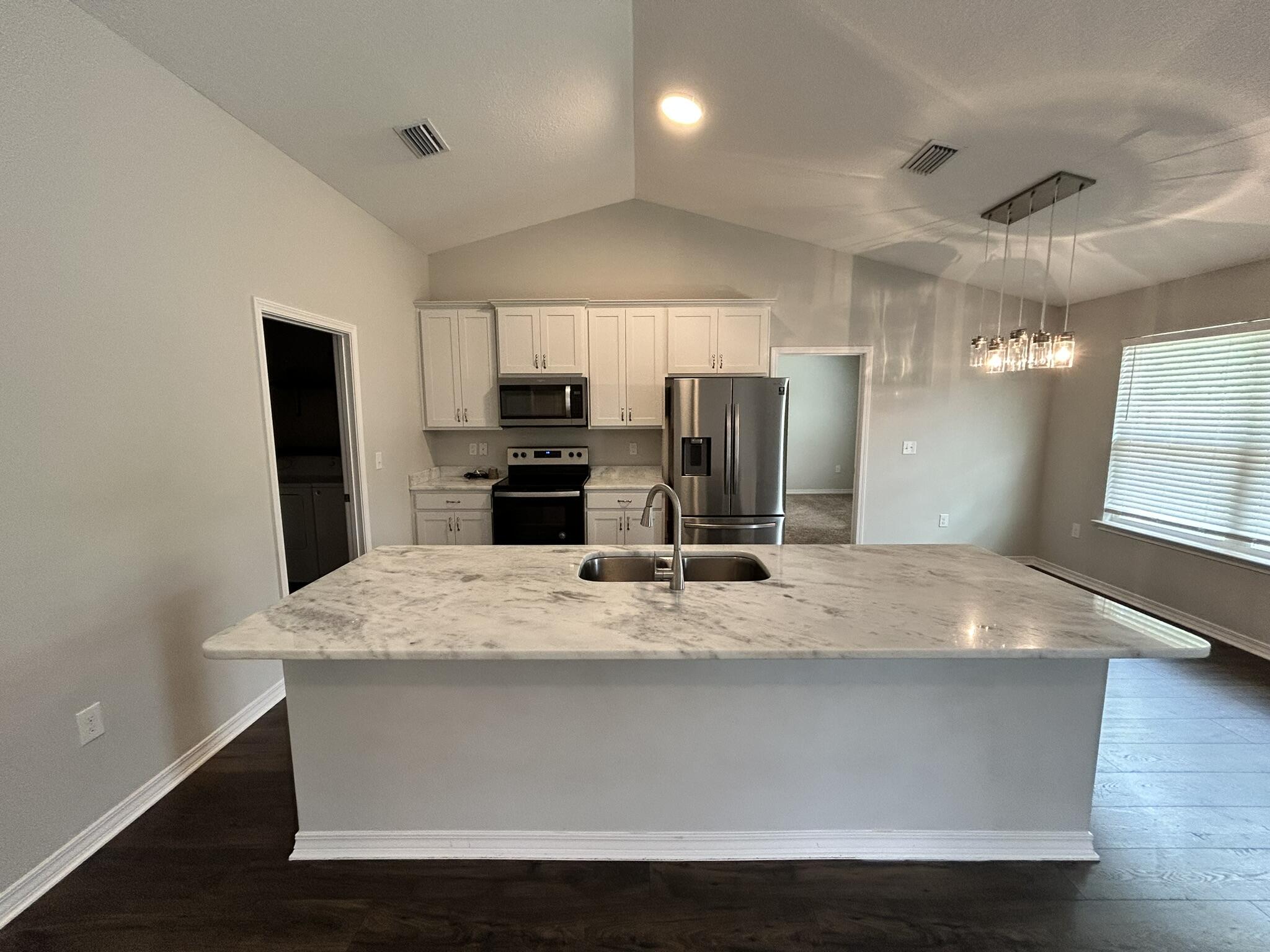 GARDEN CITY - Residential Lease