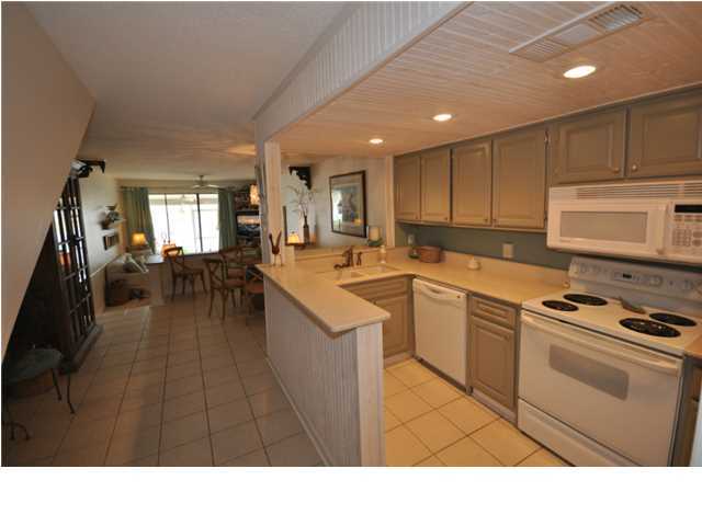 BAYOU VILLAGE CONDO PH 1 - Residential Lease