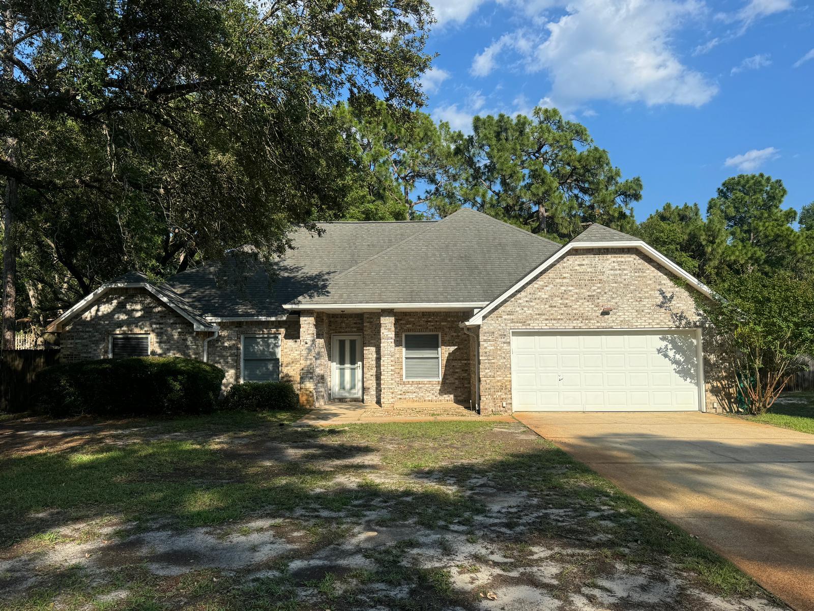 Beautifully Maintained Home on Spacious Lot for Rent!

Conveniently located near military bases, shopping centers, schools, and restaurants, and offering quick access to stunning beaches, this lovely home features an inviting entrance hall that opens to a generously sized family room, creating a welcoming atmosphere for you and your guests. Positioned to the right of the entrance, the elegant dining room is perfect for family meals and entertaining.

The modern kitchen boasts upgraded appliances, granite countertops, oak cabinets, and a charming breakfast area with beadboard accents. The split bedroom plan places the primary bedroom on the left side of the living area, providing privacy and comfort. The spacious master suite includes a master bath with double vanities, a garden tub, separate shower, and double closets.

Three additional nicely sized bedrooms share a full bath, offering plenty of space for family or guests. Quality flooring throughout the home includes tile in the entrance and bathrooms, carpet in the bedrooms, and laminate wood in the kitchen, living, and dining rooms.

Enjoy the large fenced yard with an open patio, fire pit, and play set, perfect for outdoor activities and gatherings. This neighborhood also features its own community beach access, adding to the appeal of coastal living. Pets may be considered on a case-by-case basis with prior owner approval and a non-refundable pet fee.

To maintain a clean and healthy environment, no smoking is allowed, including vapes.

=Þ Contact us today to schedule a viewing!
