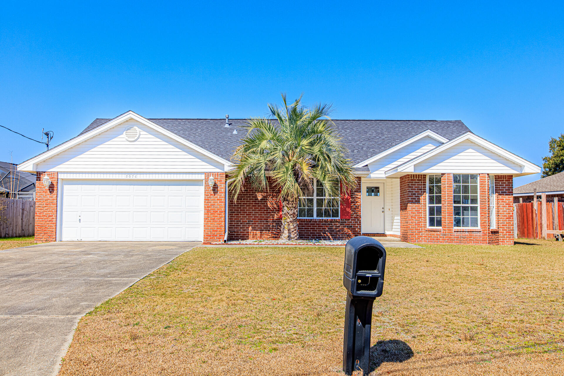 WOODRIDGE MANOR - Residential