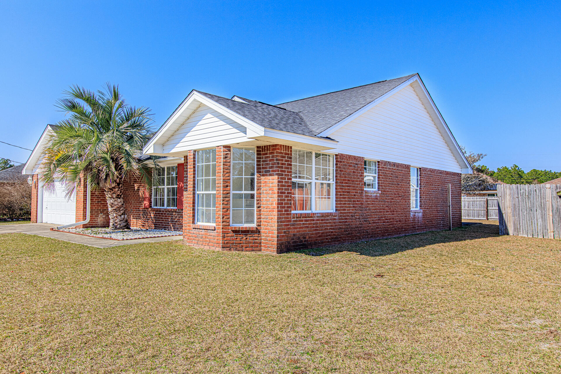 WOODRIDGE MANOR - Residential
