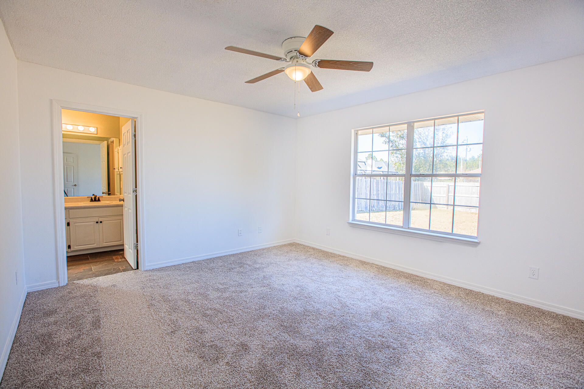 WOODRIDGE MANOR - Residential