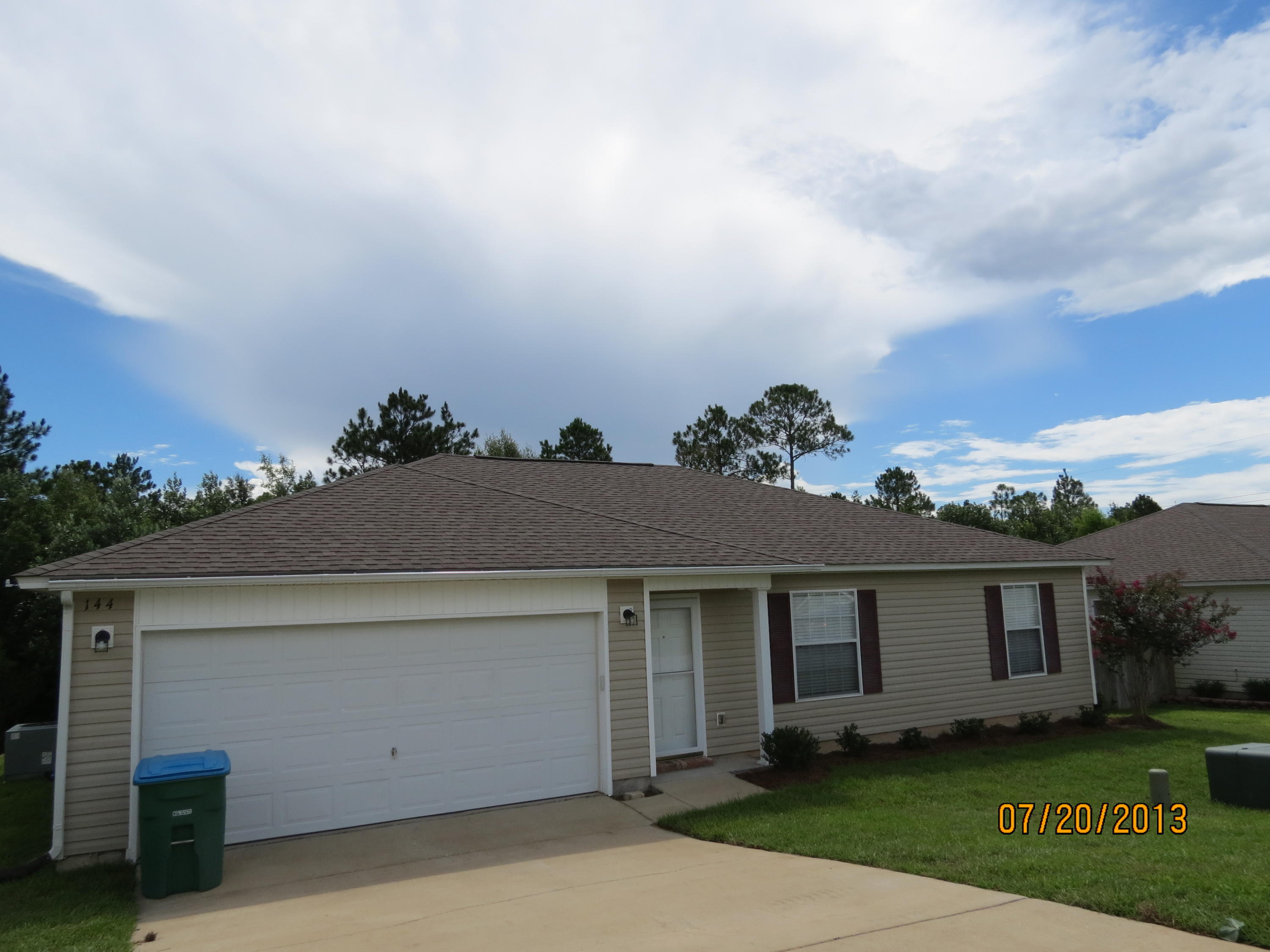 Available 10/11/2016....Great South Crestview home that has been completely renovated. New paint, newer carpet, fixtures and much more. 3/2 Split floor plan features sprinkler system, 2 car garage, beautiful back deck and wooded privacy. Open layout with eat in kitchen, breakfast bar and large living room. Neutral colors throughout with plenty of natural light. 12 minutes to the Special Forces Compound and 20 to Eglin AFB. No inside smoking. Pets may be allowed with a $400 non-refundable pet fee.