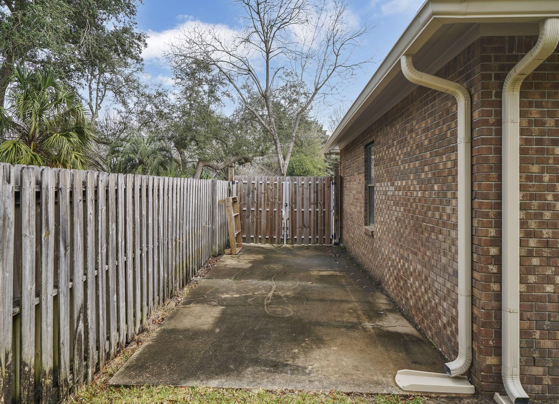 SPRING LAKE #1 - Residential