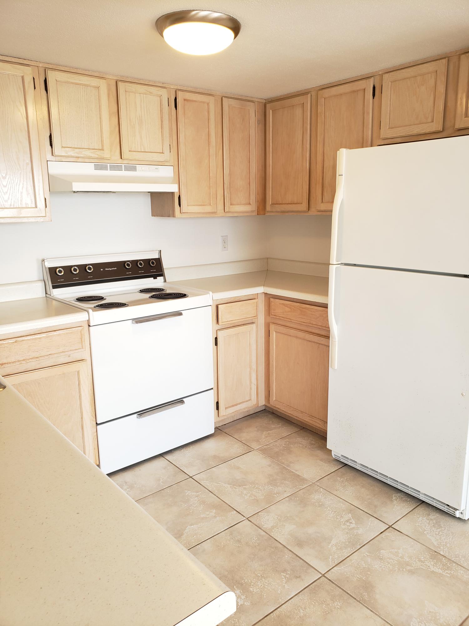 FINISTERRA CONDO - Residential Lease