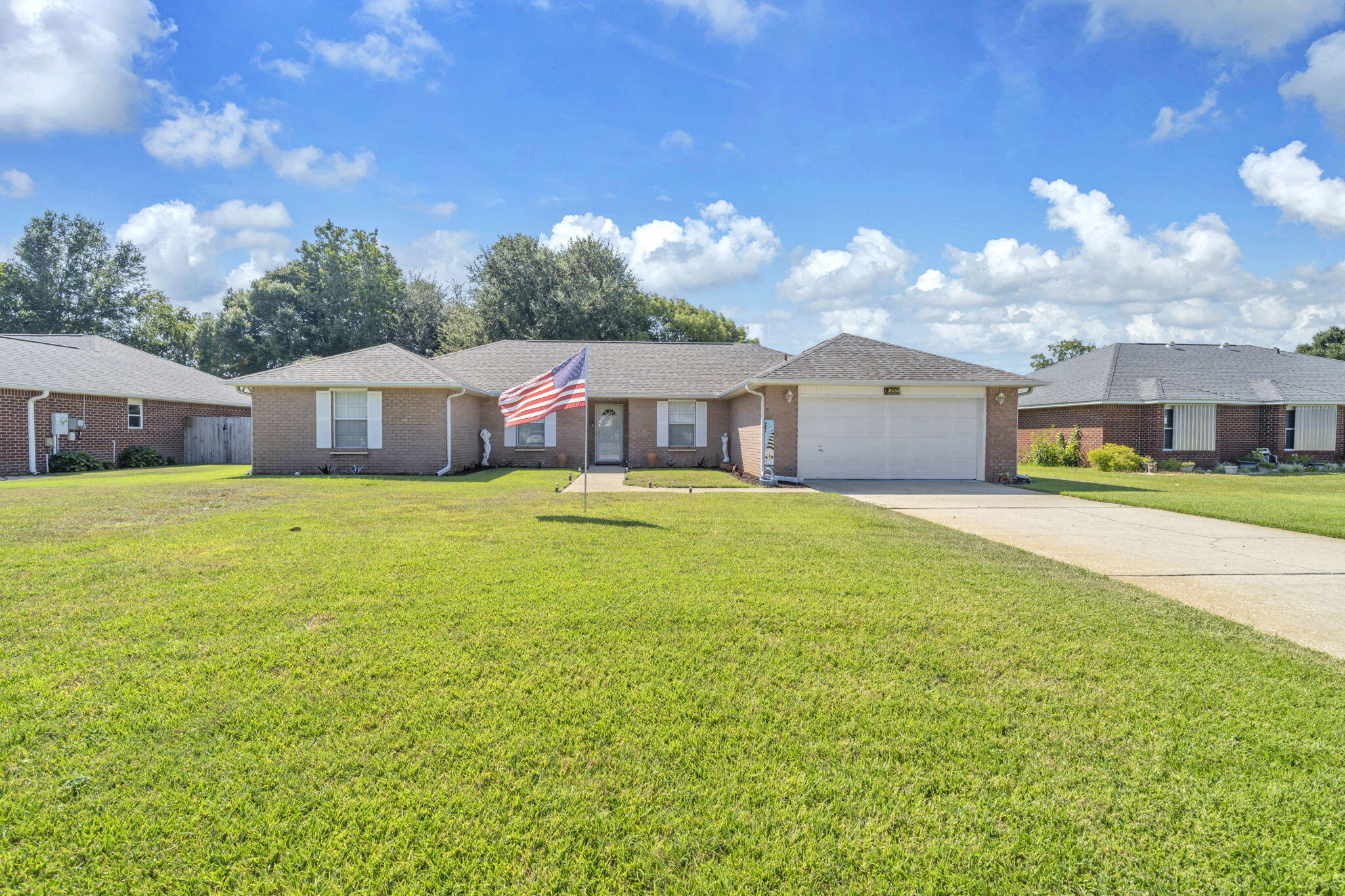 RAINTREE ESTATES - Residential