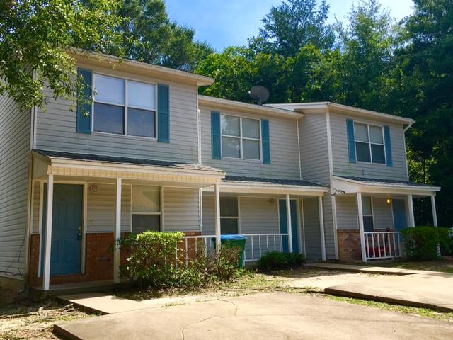 Call today to view this well kept 2 bedroom/1.5 bath townhouse with large living room, kitchen, dining area, half bath and laundry hookups downstairs, and upstairs is two large bedrooms and a full bath. Fenced yard, open patio and covered front porch! Call today!