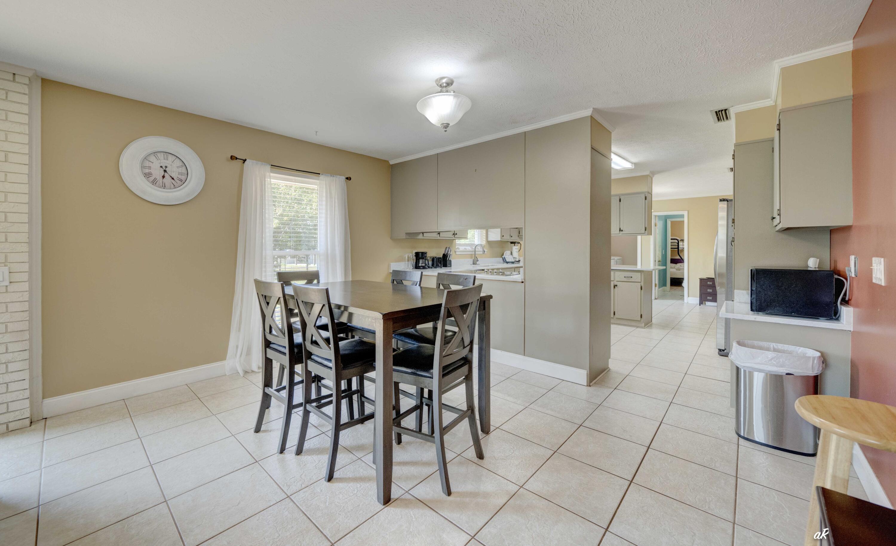 THOMAS DRIVE PARK UNIT 2 - Residential