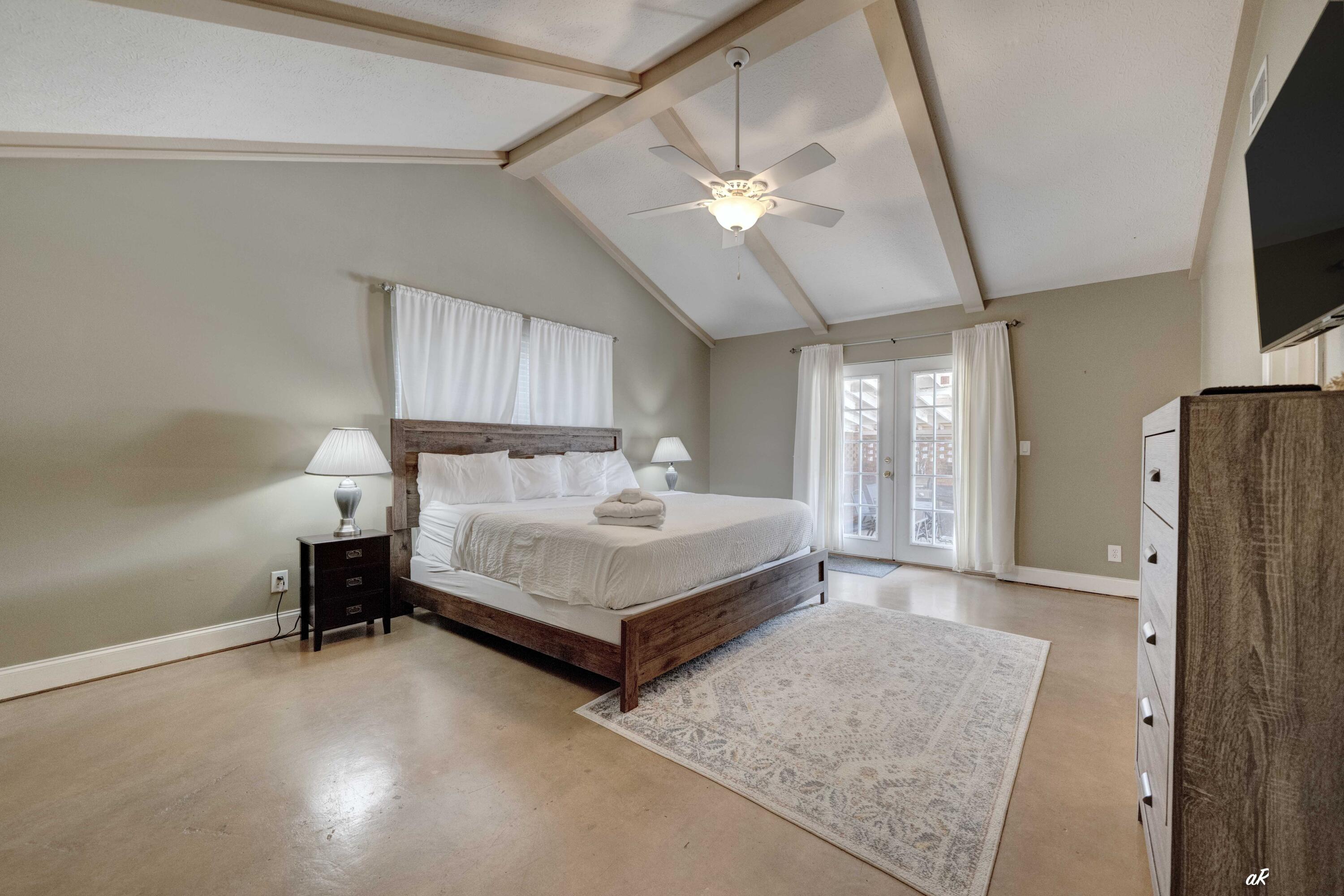 THOMAS DRIVE PARK UNIT 2 - Residential