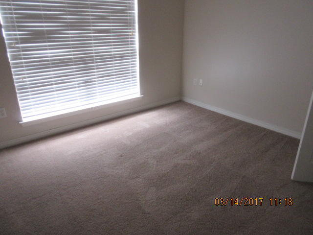 CREETWOOD PLACE - Residential Lease