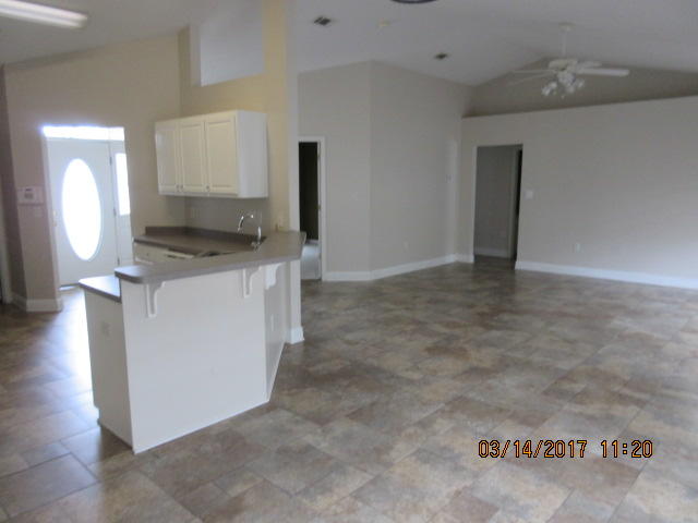 CREETWOOD PLACE - Residential Lease