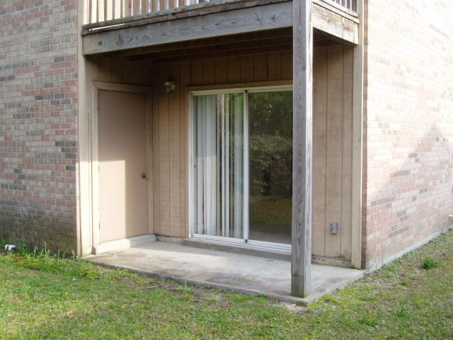 CREEKSIDE - Residential Lease