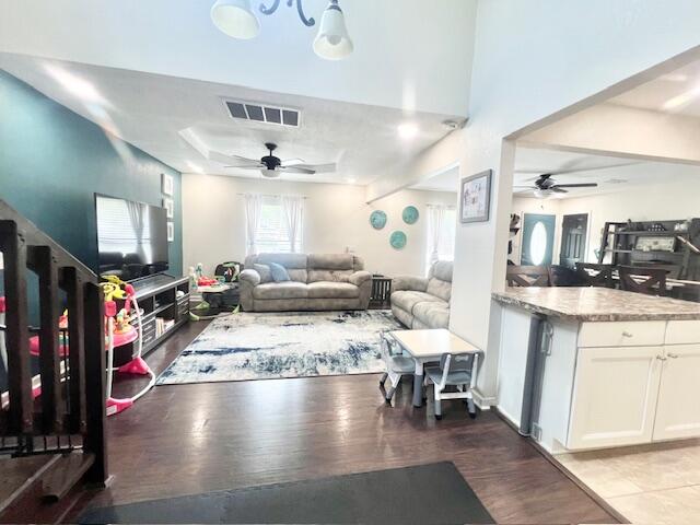 CAROL ANNE MANOR - Residential Lease