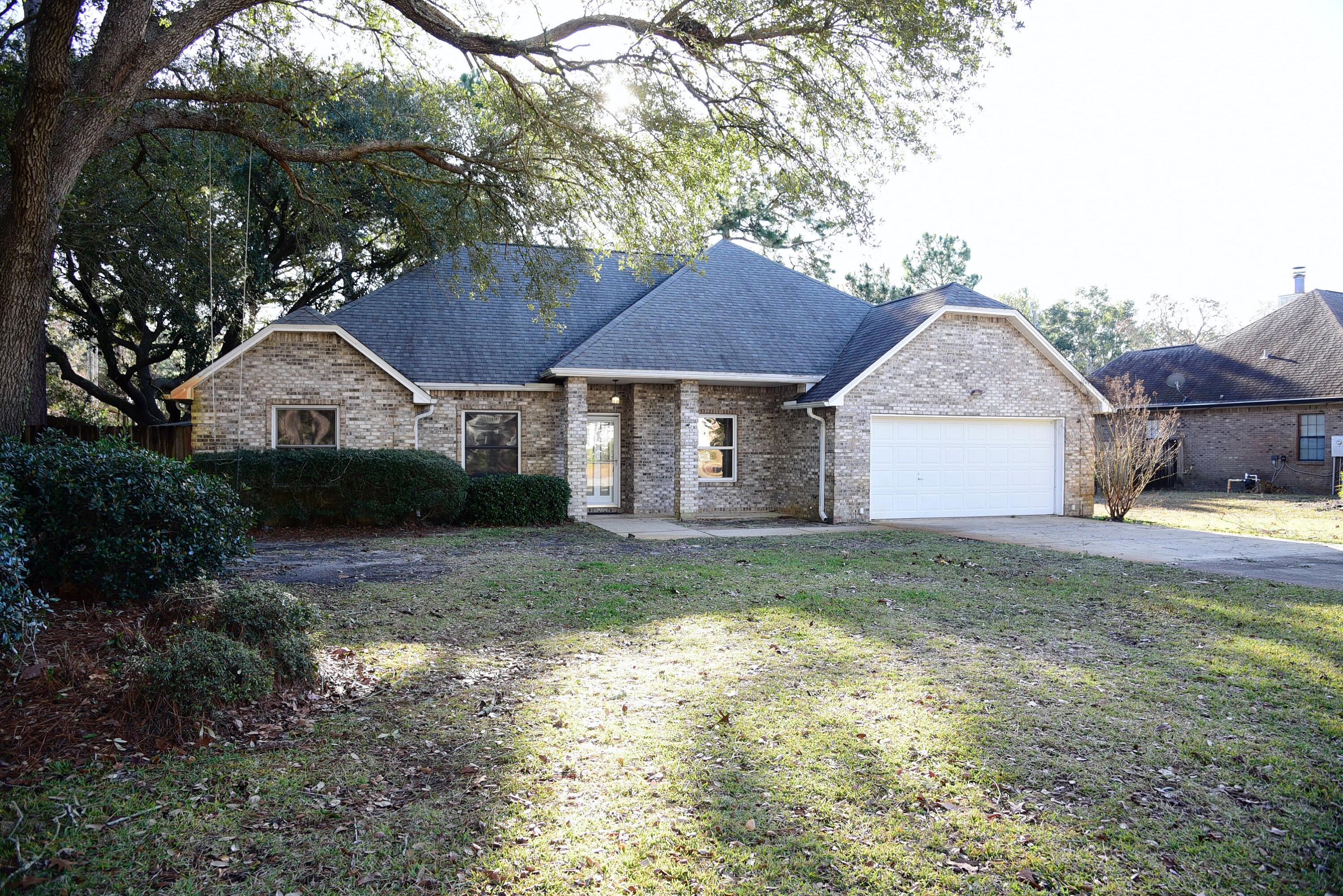 RAINTREE ESTATES - Residential Lease