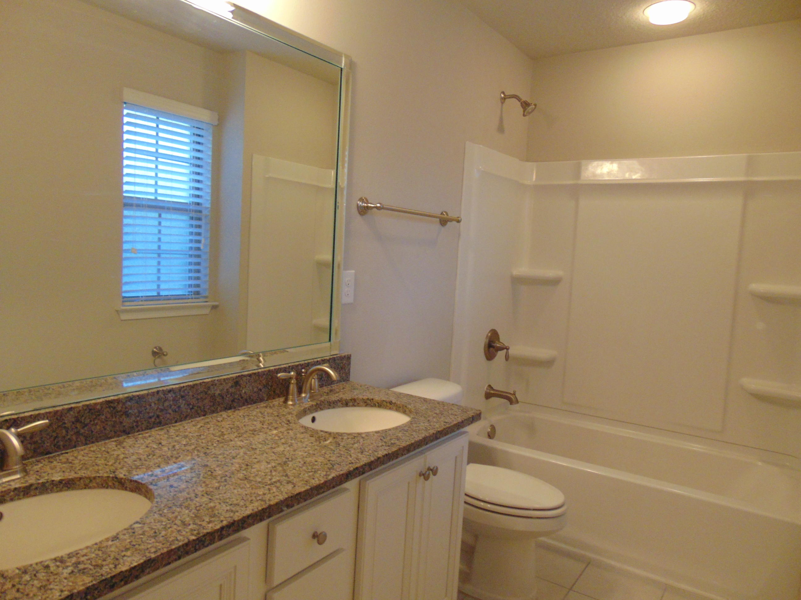 Harstvedt Plantation - Residential Lease