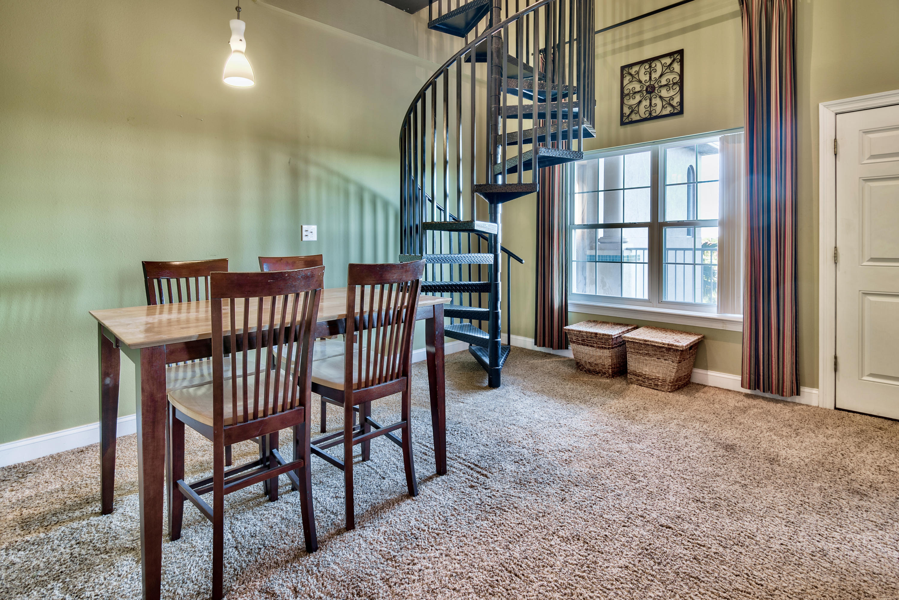 PLAZA THE - Residential Lease