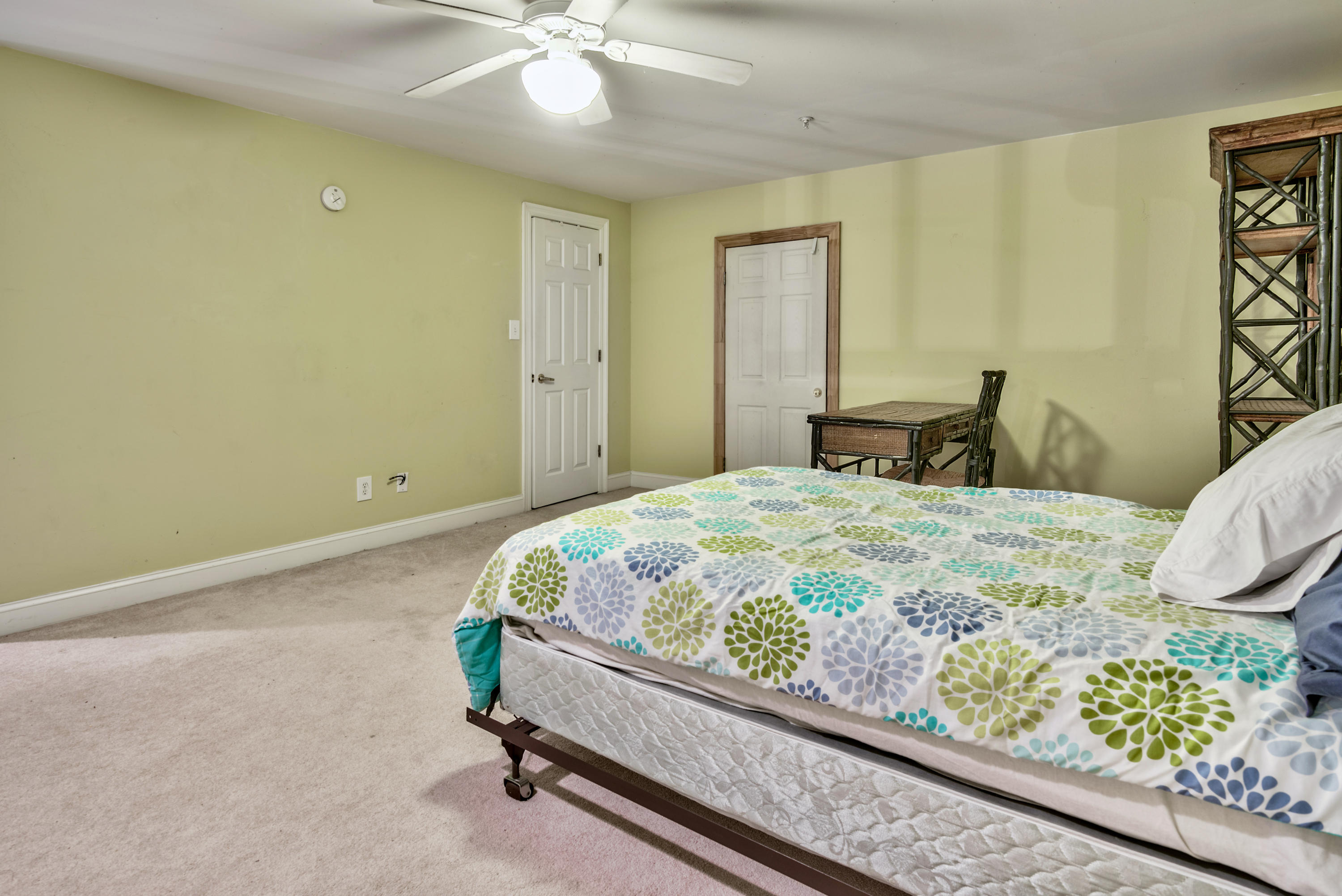PLAZA THE - Residential Lease