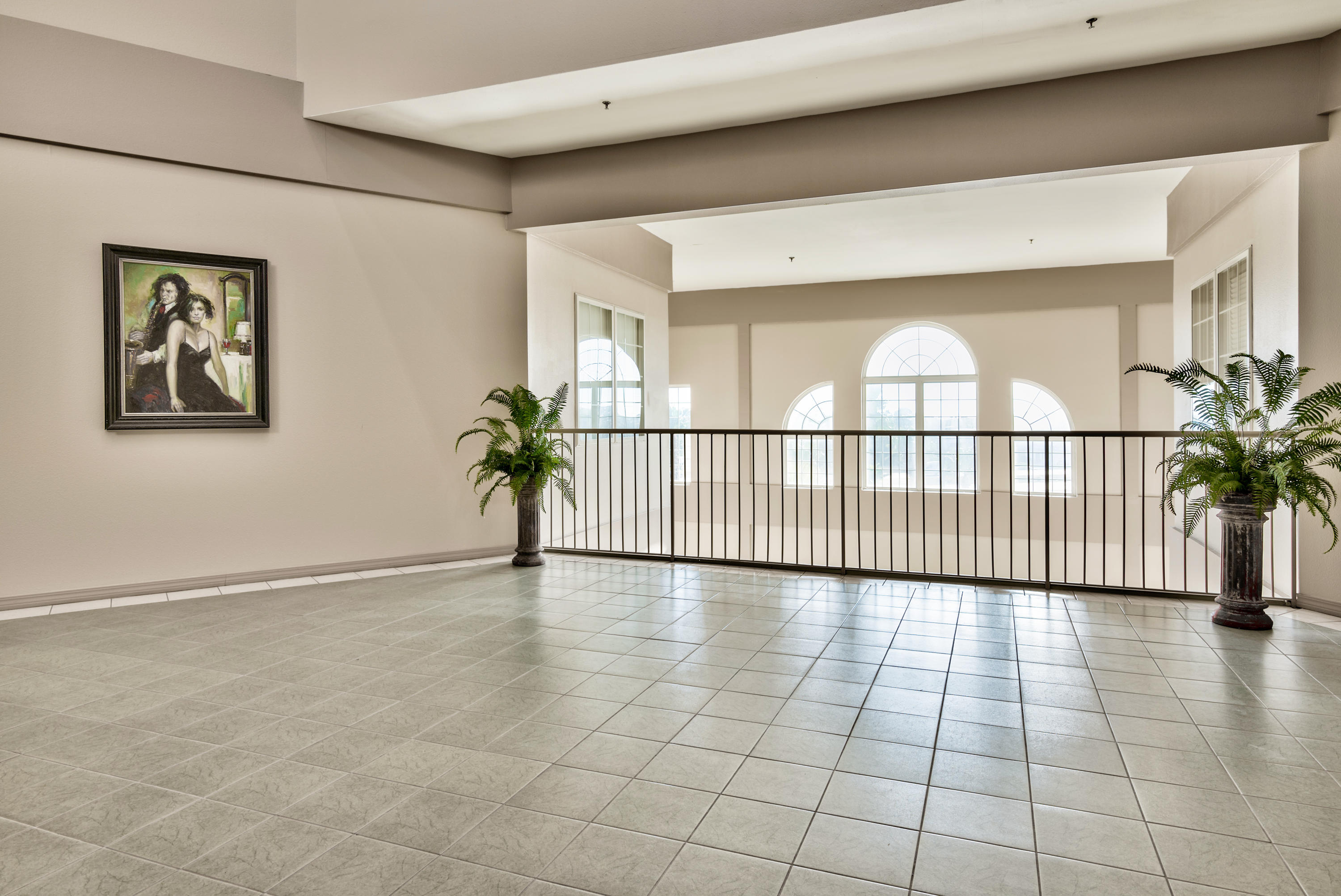 PLAZA THE - Residential Lease