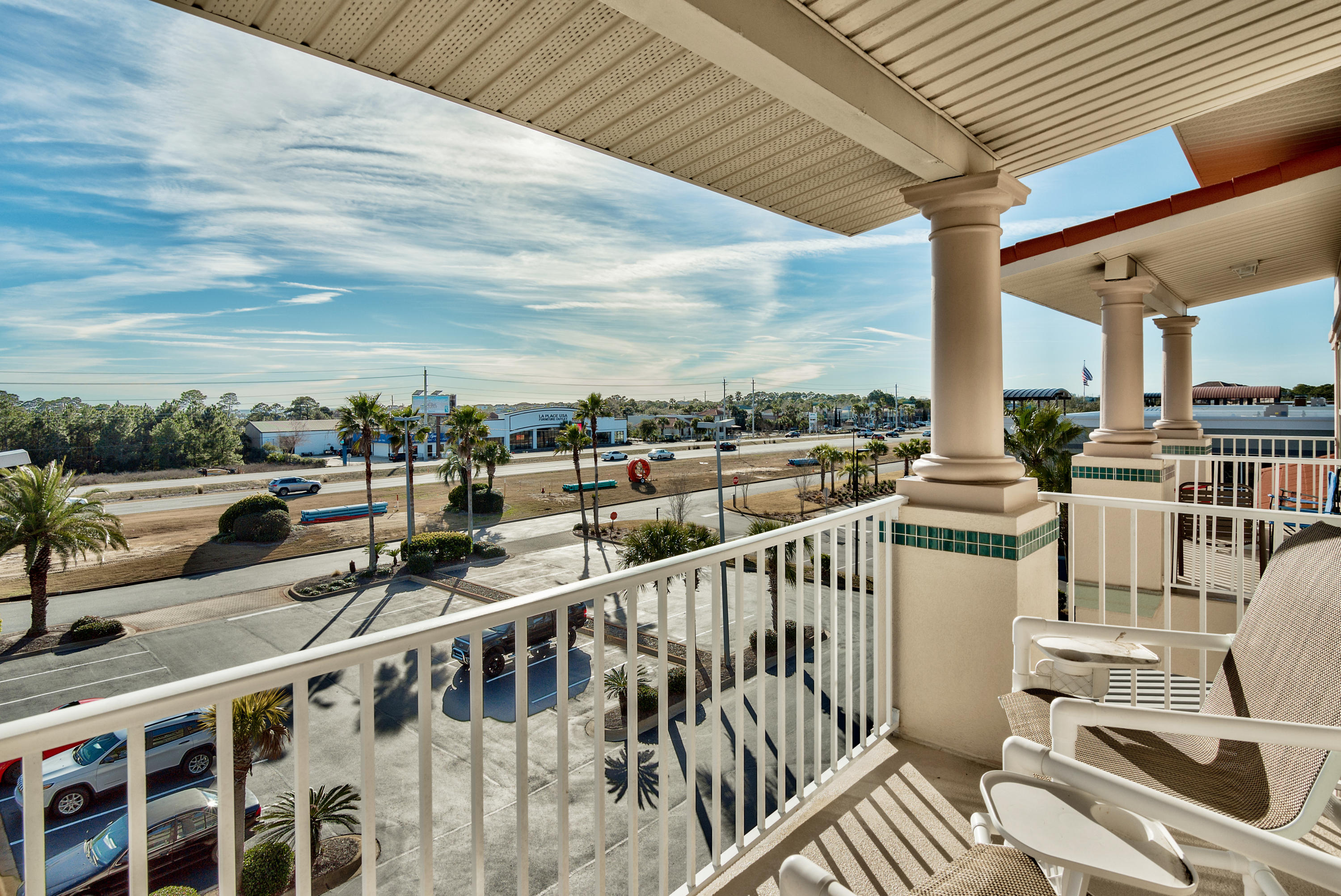 PLAZA THE - Residential Lease