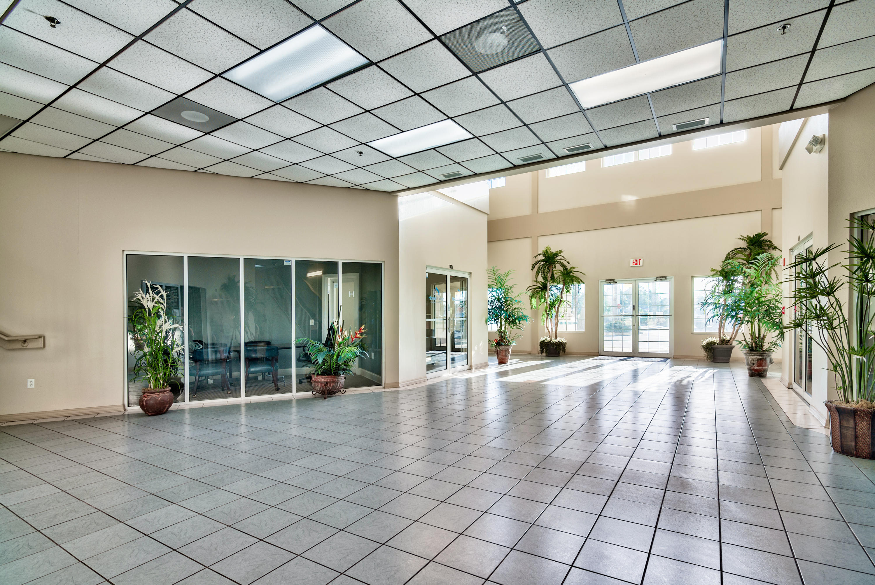 PLAZA THE - Residential Lease